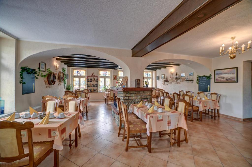 Restaurace v ubytování Hotel Maximilian