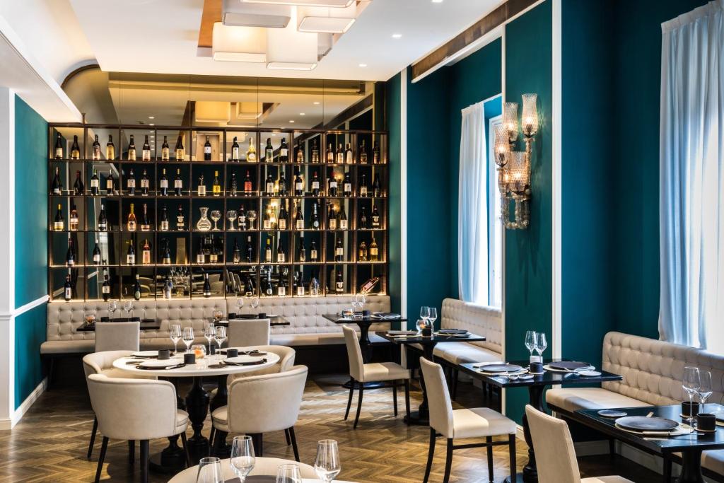 Plaza Hotel Lucchesi - Resim 37