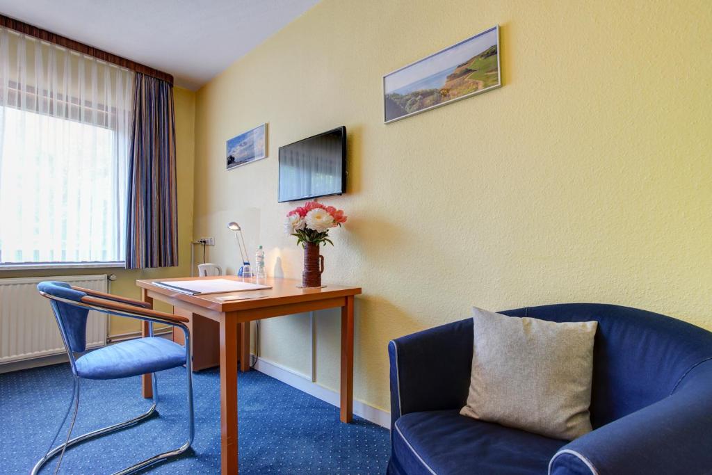 Hotel Elbinsel free parking - Resim 44