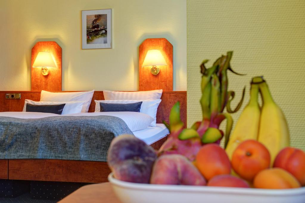 Hotel Elbinsel free parking - Resim 35