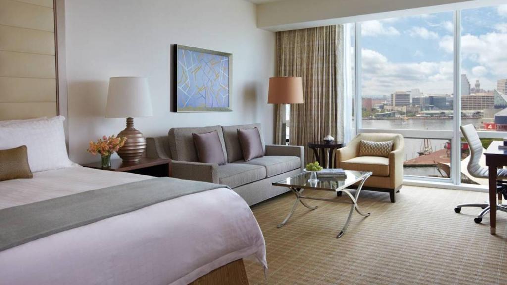 Four Seasons Baltimore - 