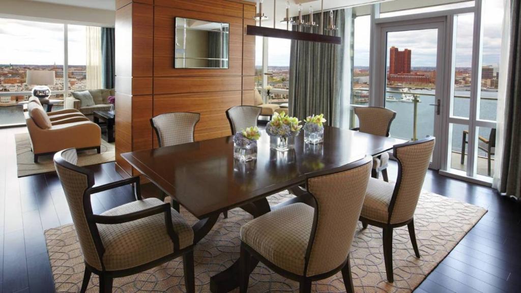 Four Seasons Baltimore photo