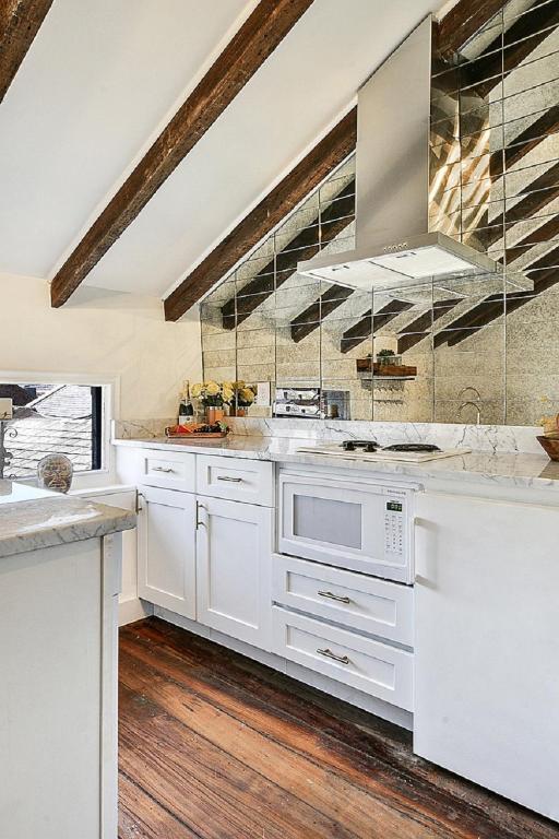 French Quarter Mansion - Penthouse