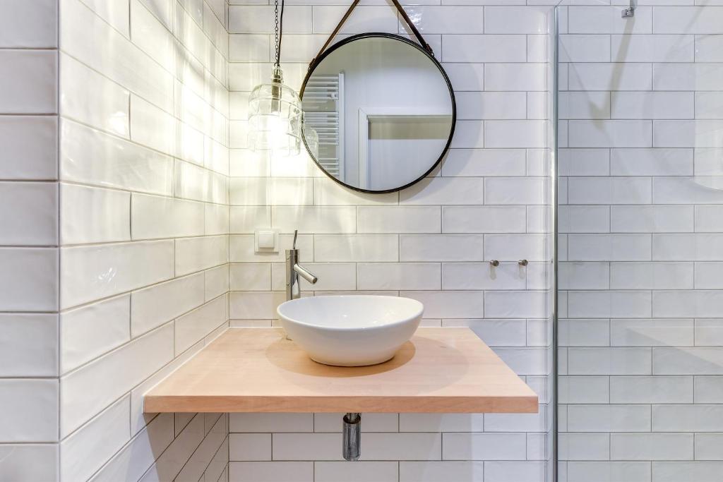 Kúpeľňa v ubytovaní GRANO APARTMENTS Gdańsk Motława SPA & Wellness