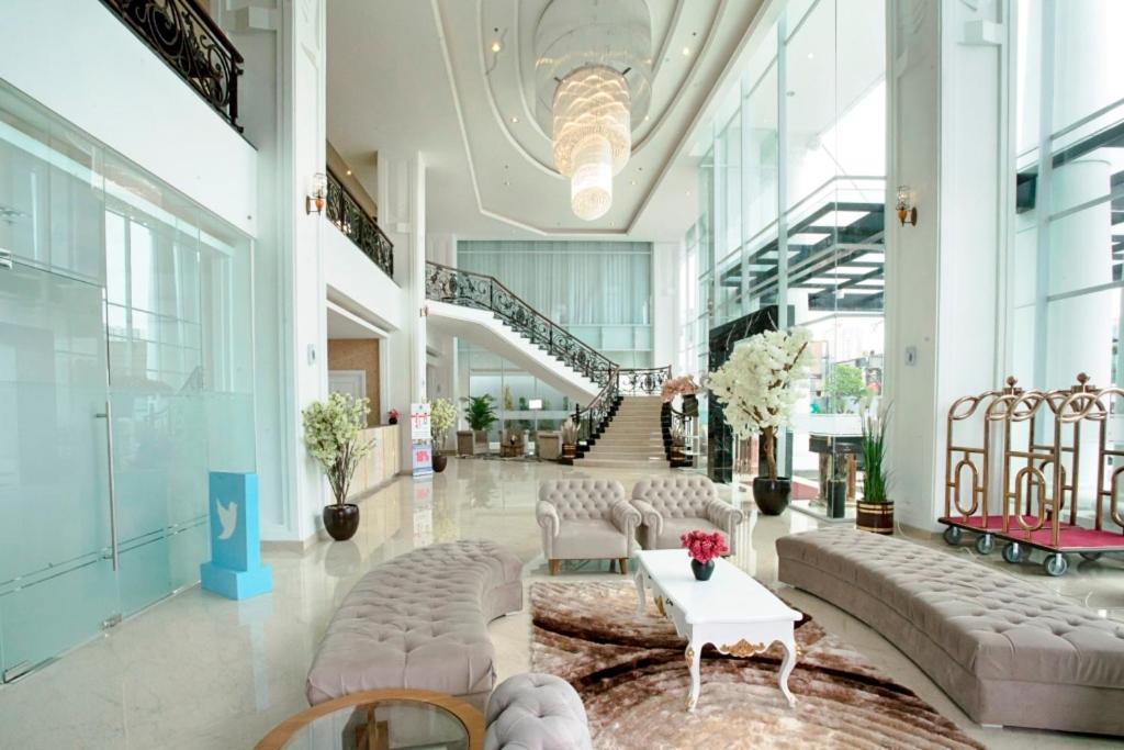 Posezení v ubytování Savero Hotel Depok