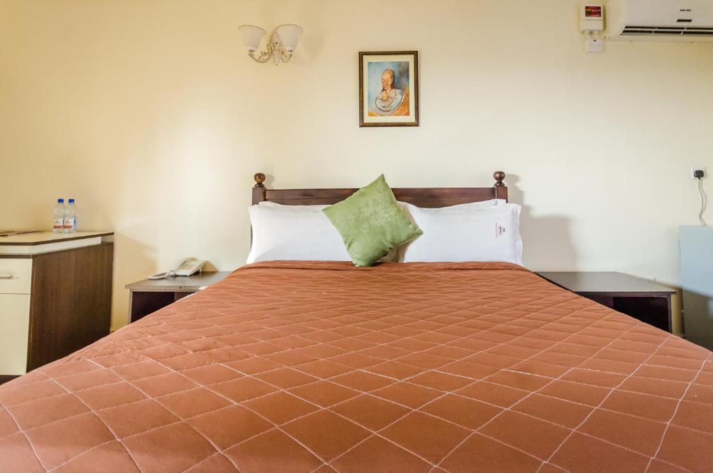 Gallery image of this property