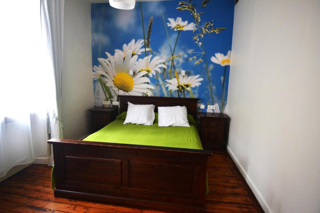 Le Manoir - Classic Double Room With Bath And Shower