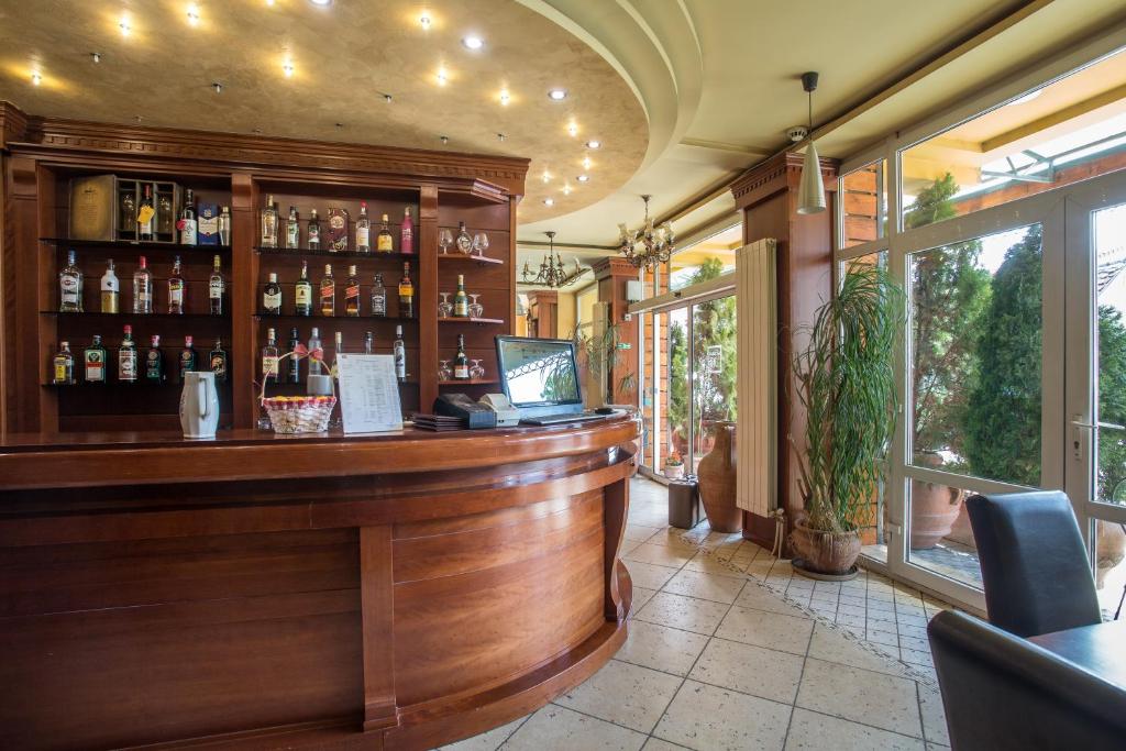 Lounge nebo bar v ubytování Garni Hotel Garson-Lux NS