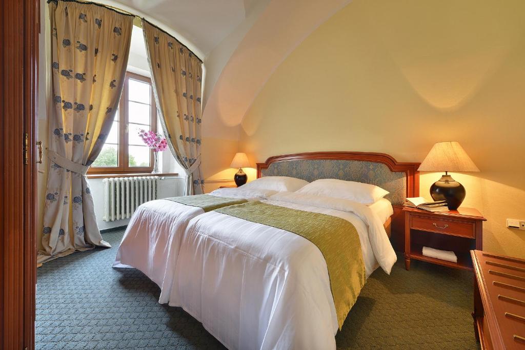 Maxmilian Lifestyle Resort - Suite