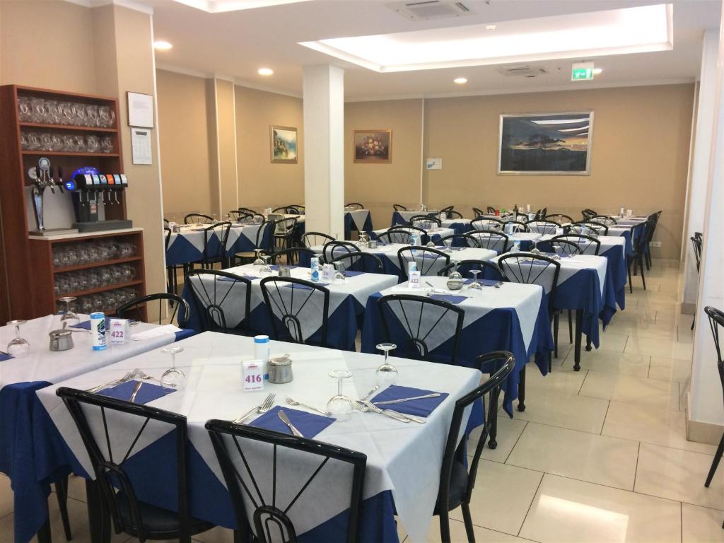 Restaurace v ubytování Hotel Boom