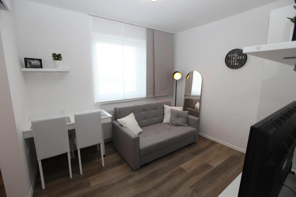 A seating area at Elegant central Apt Maribor w/Parking