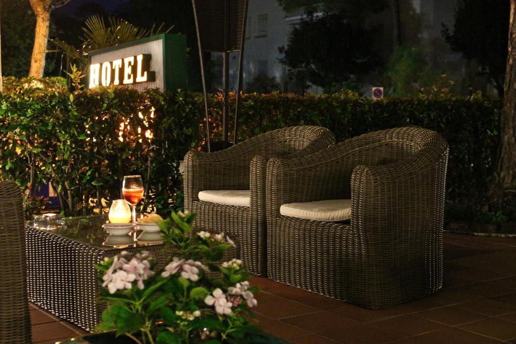 Posezení v ubytování Hotel Eden
