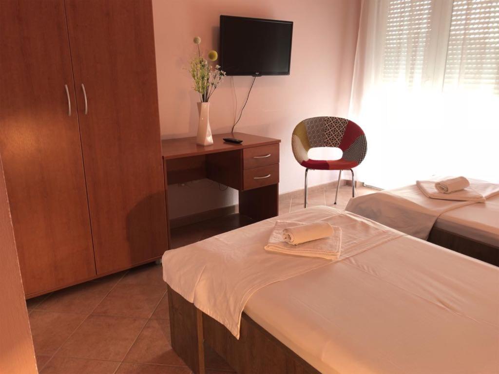 Postel nebo postele na pokoji v ubytování Guest house IVO