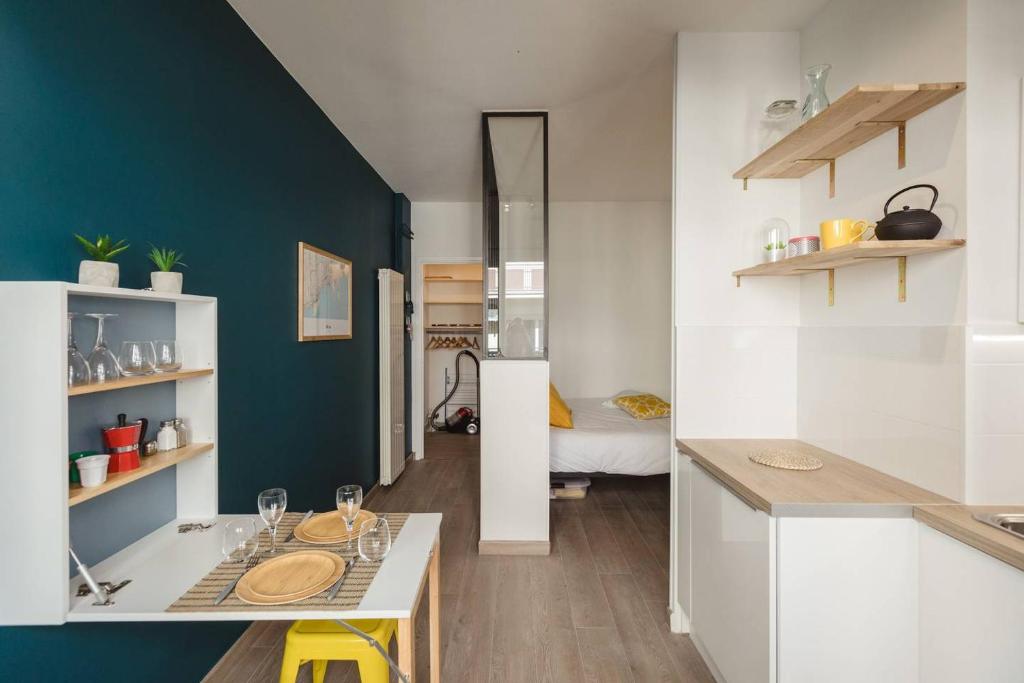 Nicelidays - Le Berlioz - city central - 7min from beaches - Resim 12