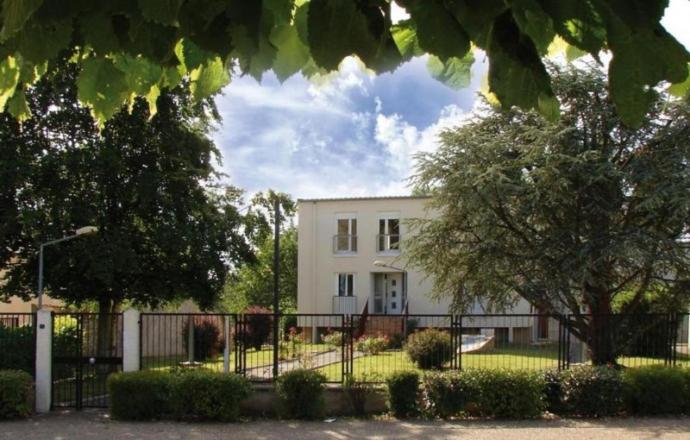 Les Saints Képis - Housity