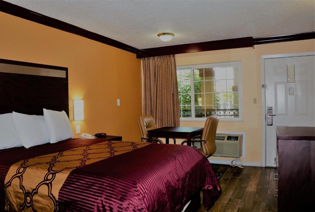 Americas Deluxe Inn- Marysville - Zimmer Mit Queensize-Bett – Raucher