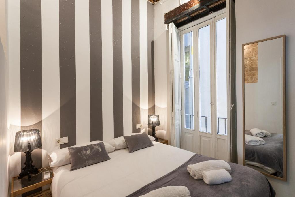 Baron Suites Reina, Valencia – Updated 2023 Prices