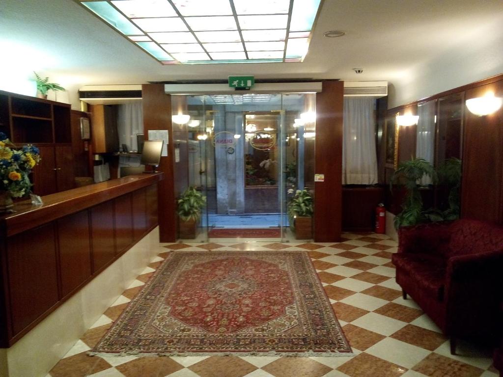 Vstupní hala nebo recepce v ubytování Hotel Diana