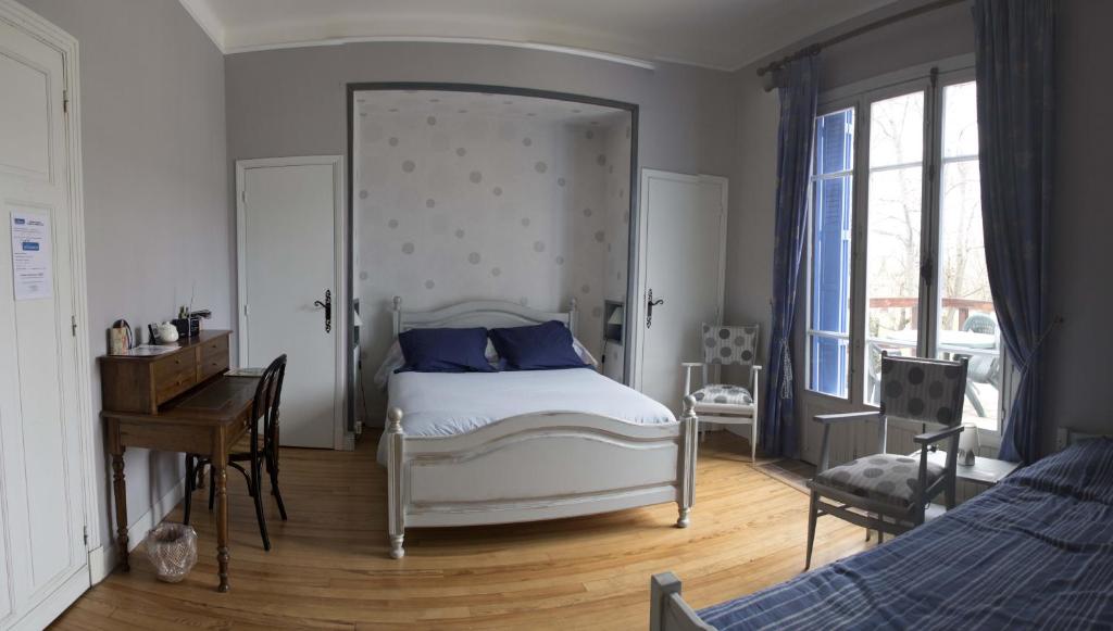 Chambres d'Hôtes La Maison Blanche - Chambre Double