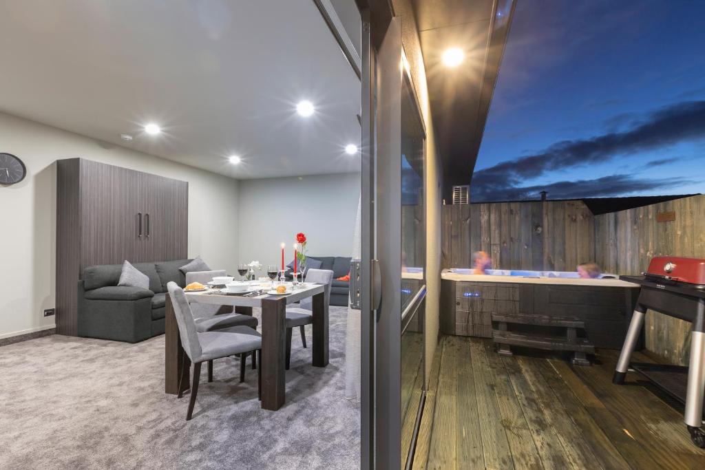 Kings On Peace - Resim 6