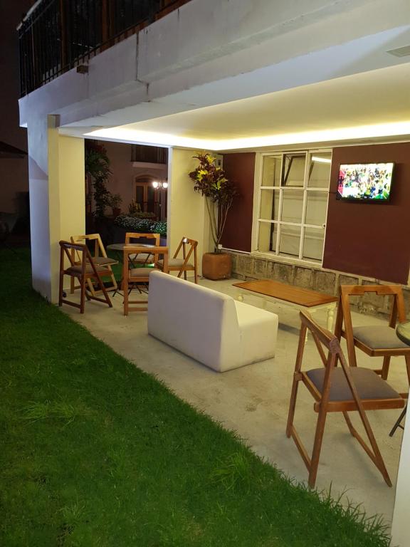 Posezení v ubytování Sangay Spa Hotel