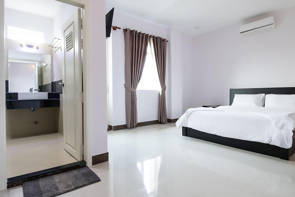 La Belle Residence - Apartamento De Tres Habitaciones