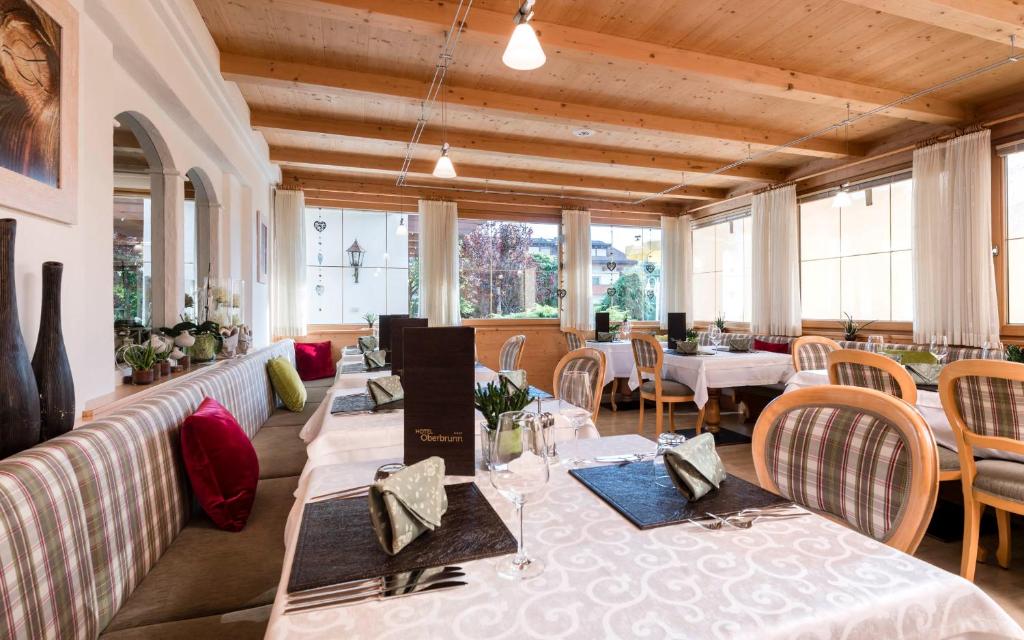 Posezení v ubytování Hotel Oberbrunn