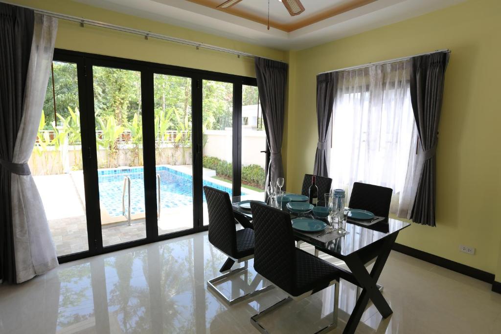 Fotografie z fotogalerie ubytování Baan Ping Tara Tropical Private Pool Villa v destinaci pláž