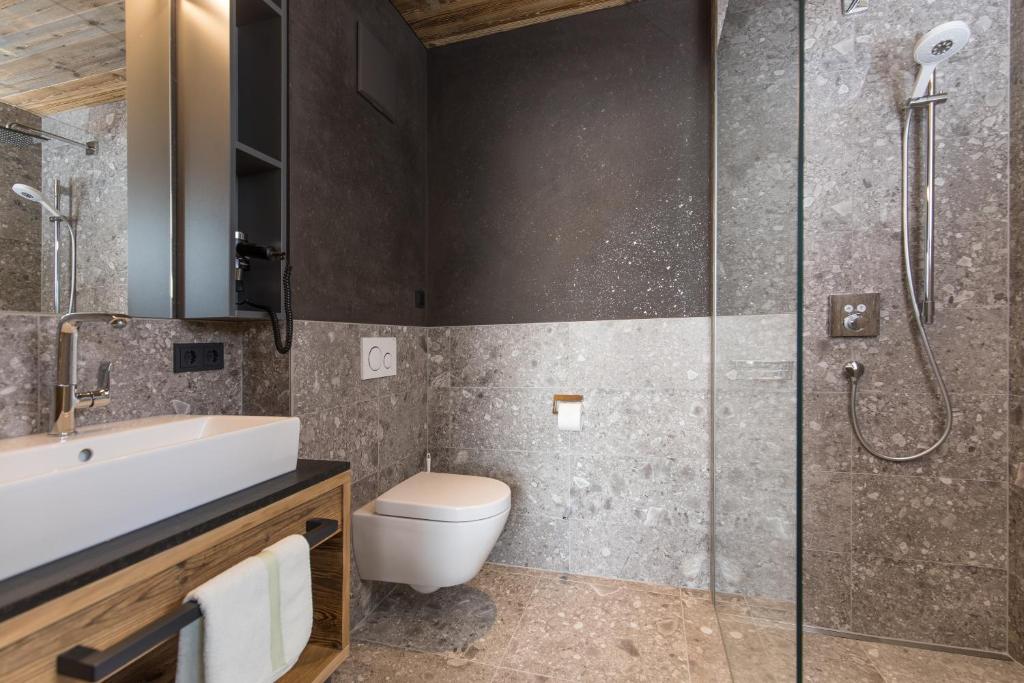 Łazienka w obiekcie Stadl Lofts Plattenalm - Premiumchalets - Zillertal - Tirol - Salzburg