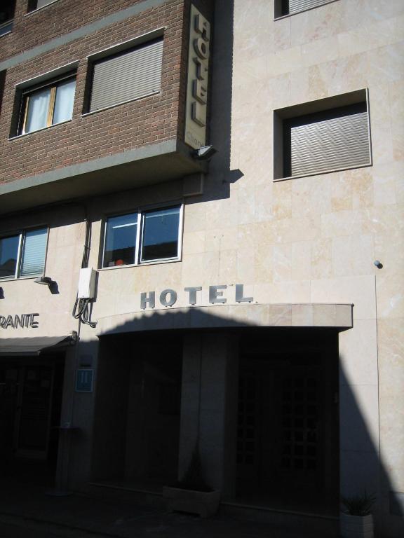 Hotel Chané, Puebla de Alfindén – Updated 2022 Prices