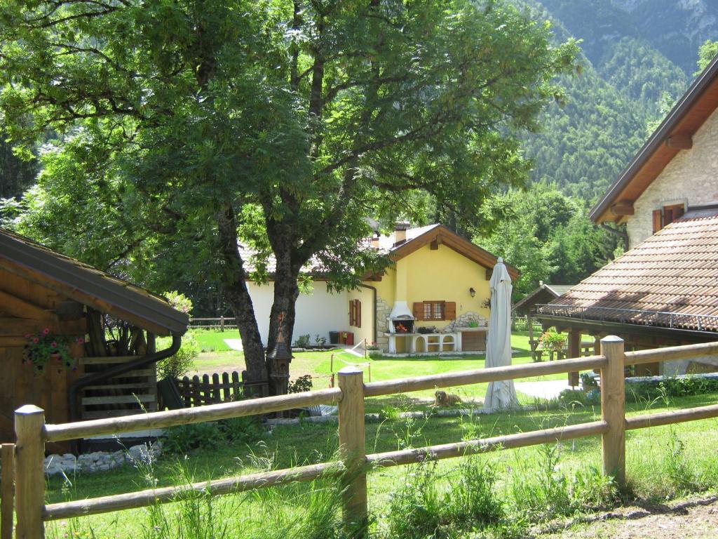 Gallery image of Chalet La Montagnola in Borgo