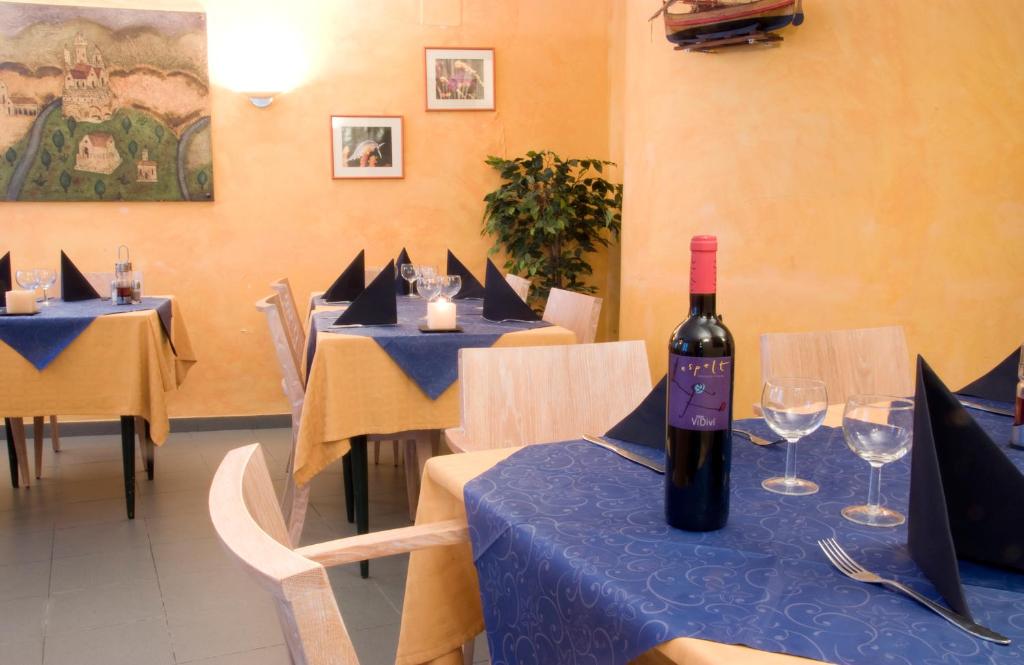 Gallery image of Hotel Es Furió in Tamariu