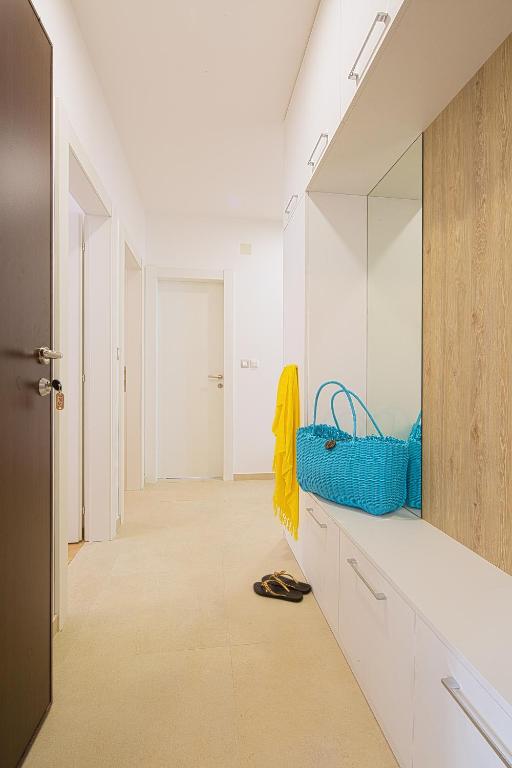 Chiron Apartments - 14