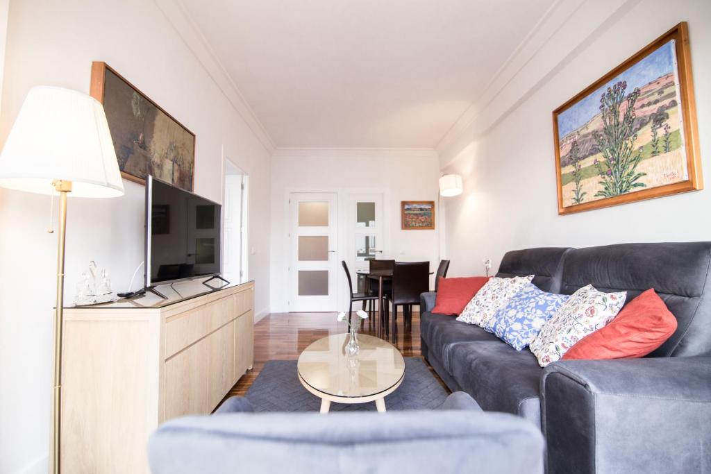 Elegant retreat business district Bernabéu, Madrid – Updated ...