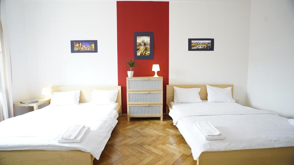 Royal Road Residence - 10