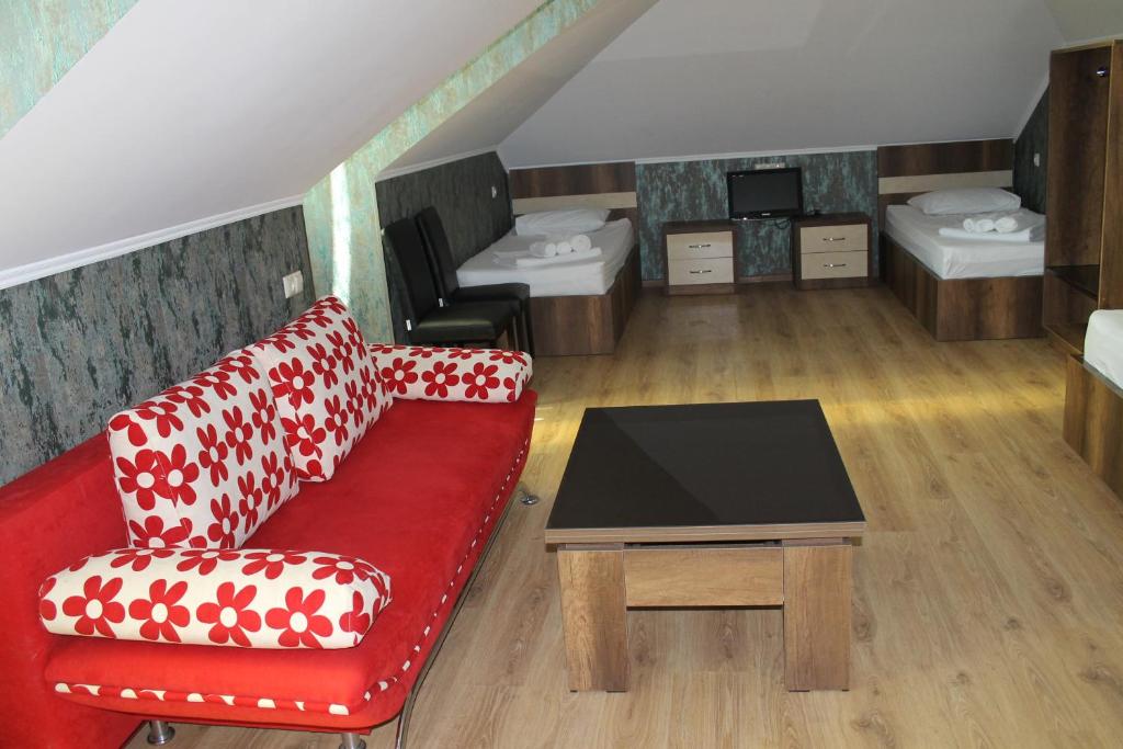 Istumisnurk majutusasutuses Hotel Lion