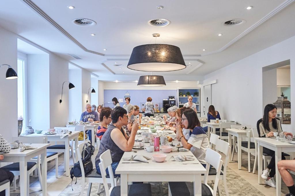 Hotel Central Luzern - Resim 21