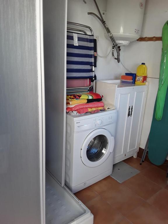 Kuchyň nebo kuchyňský kout v ubytování Precioso chalet con mar a 50 metros.