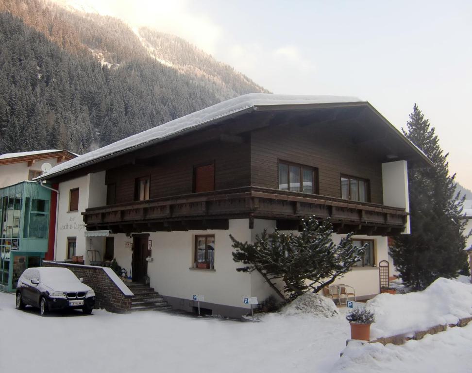Apart Landhaus Zangerl v zime