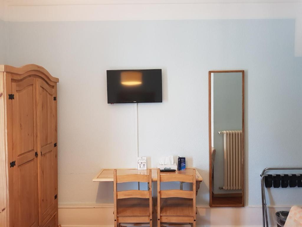 Hotel de Geneve - Resim 32