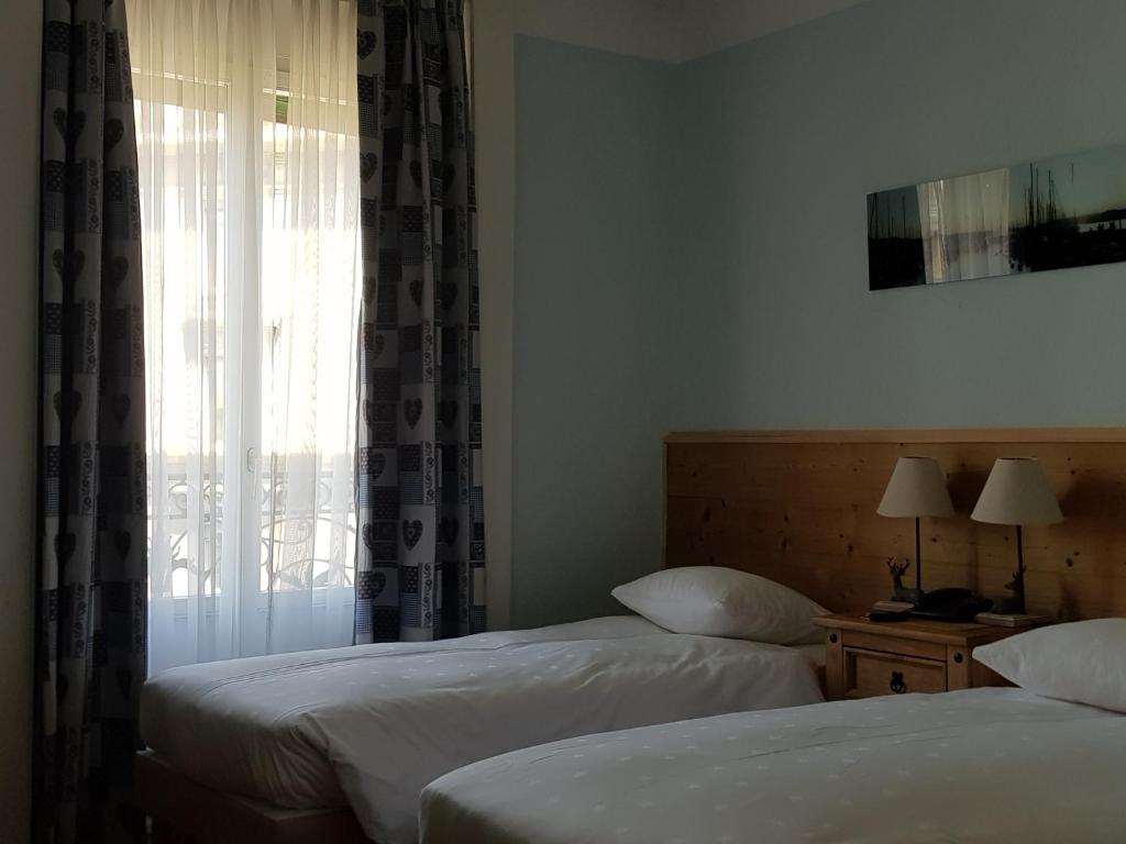 Hotel de Geneve - Resim 37