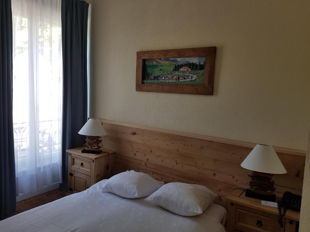 Hotel de Geneve - Resim 16