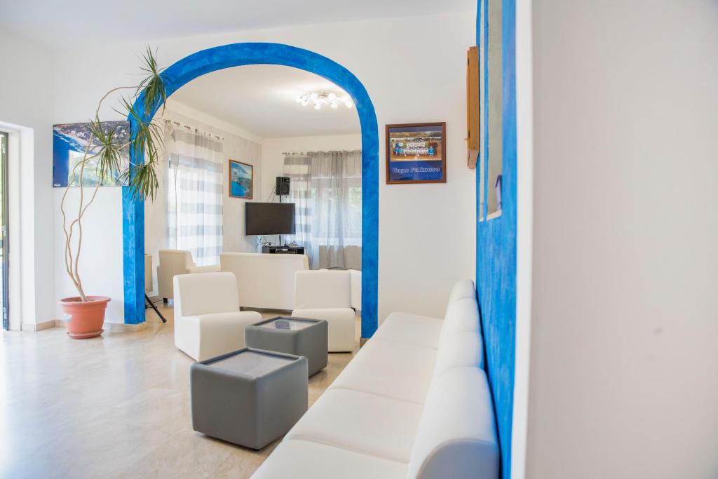 TV a/nebo společenská místnost v ubytování Hotel Ulisse