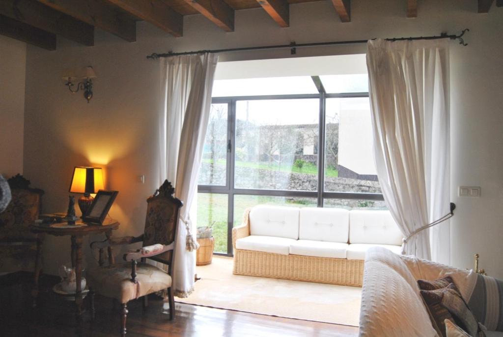A seating area at Abelardo's Home