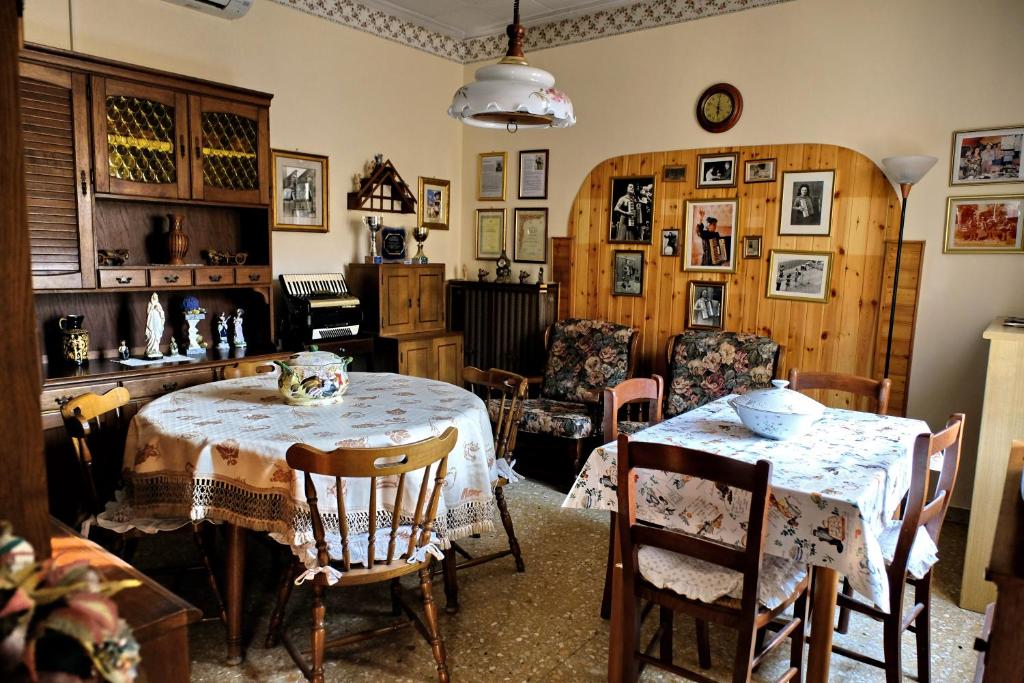 Zdjęcie z galerii obiektu B&B "Il Cantastorie" Casa Molinari-Boldrini - Room & breakfast w mieście Castelfranco Emilia