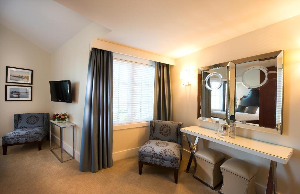 The Boathouse - ポルジドクイーン