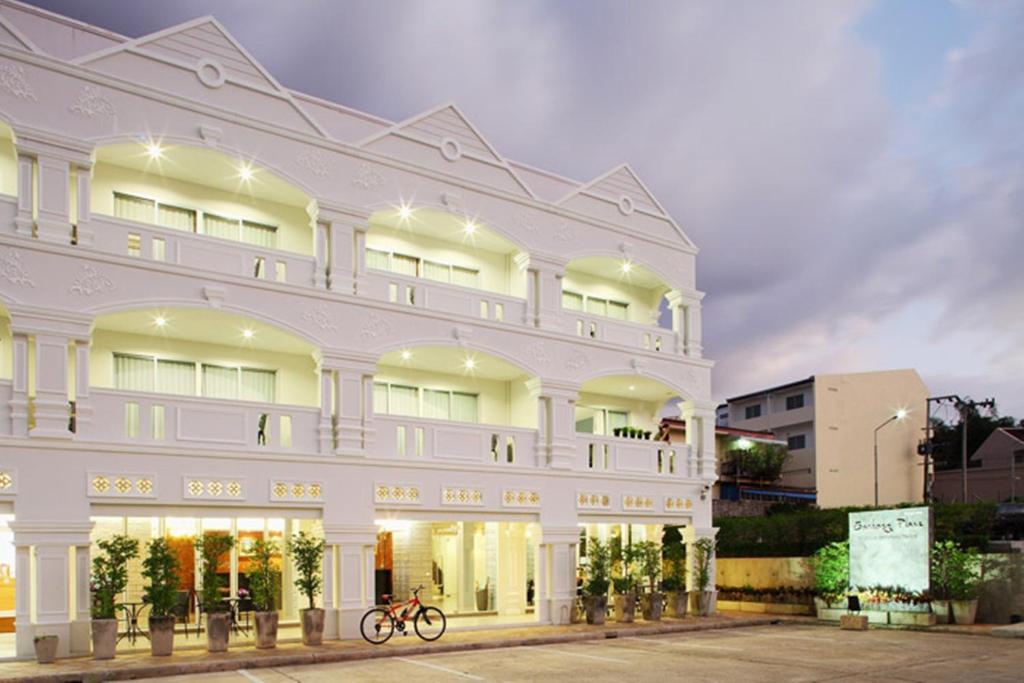 Budova, kde se hotel nachází