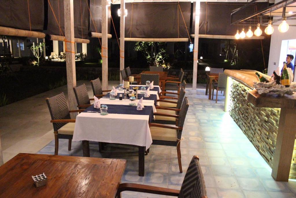 Restaurace v ubytování The Suites Lombok