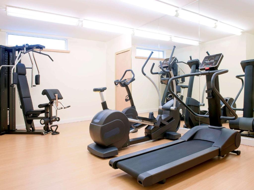 Fitness centrum a/nebo fitness zařízení v ubytování Novotel Ieper Centrum