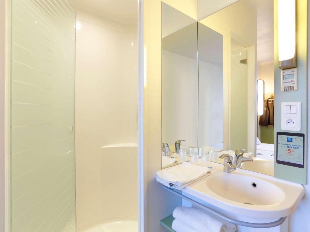 First Inn Hotel - Habitación Individual